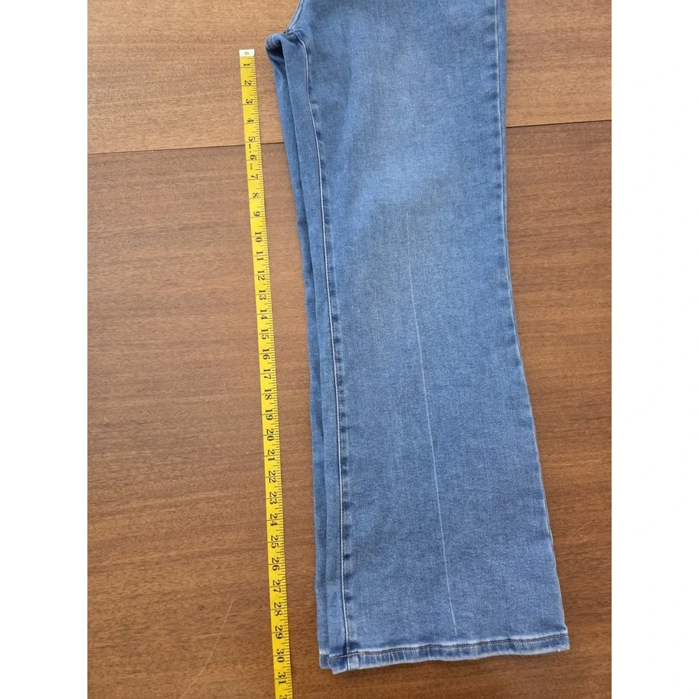 Lauren Conrad High Rise‎ Flare Jeans Sz 16 W Medium Light Wash